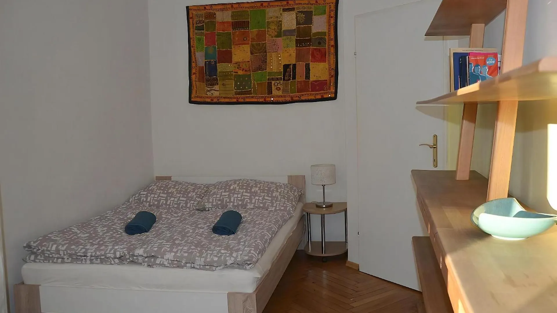 公寓 Schoene Wiener Altbauwohnung
