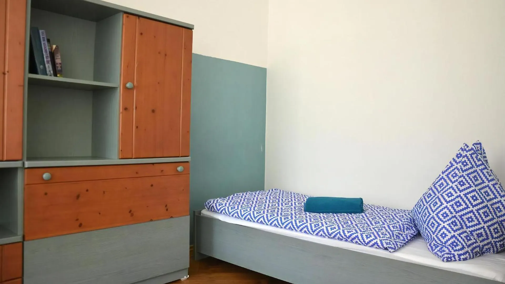 公寓 Schoene Wiener Altbauwohnung